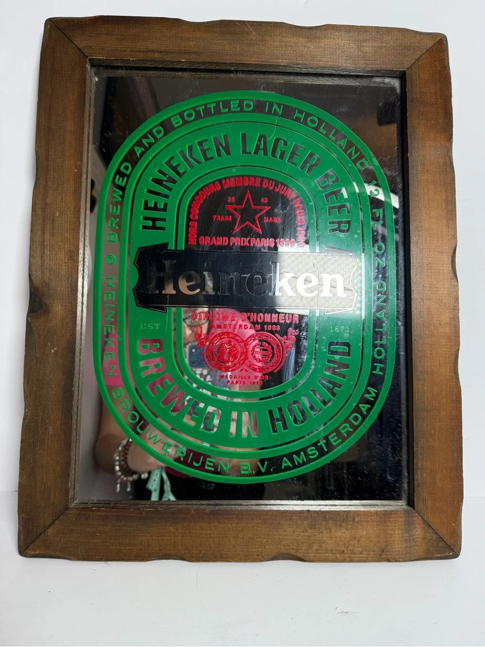 Vintage Heineken Lager Beer Mirror Sign Scalloped Wood Frame 15” x 18” Bar Decor